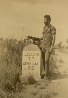 Израильский солдат с UZI во время 4й Арабо-Израильской войны, 1973 год