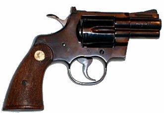 Револьвер Colt Python со стволом 2,5 дюйма