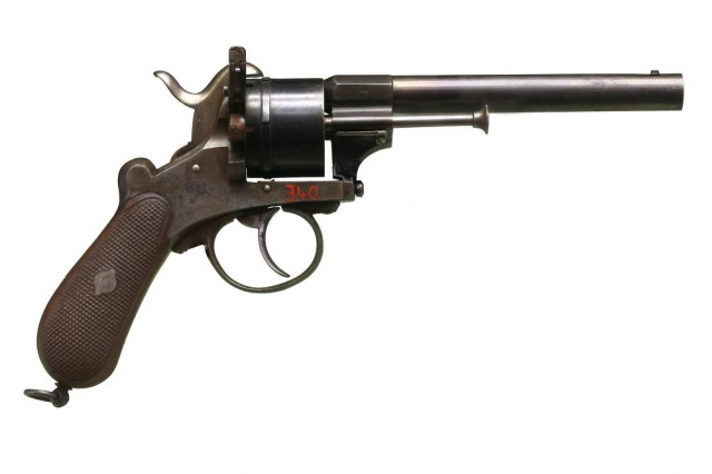 Револьвер Lefaucheux M1858 под шпилечный патрон, выпущенный в Бельгии