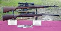 Оригинальная винтовка M40 (внизу)