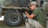 Морпех США с винтовкой M40A1